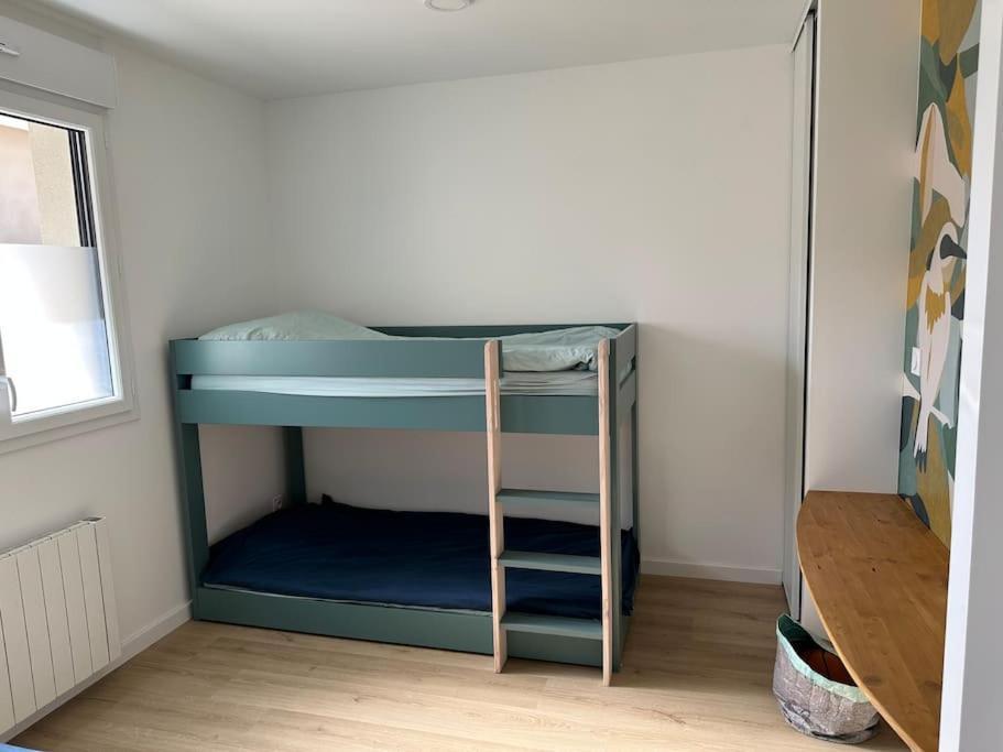 Tres Bel Appartement Neuf - Parking Et Terrasse بيسكاروس المظهر الخارجي الصورة