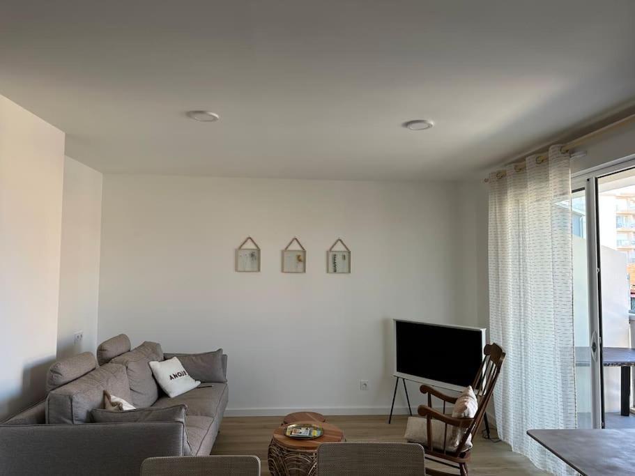 Tres Bel Appartement Neuf - Parking Et Terrasse بيسكاروس المظهر الخارجي الصورة