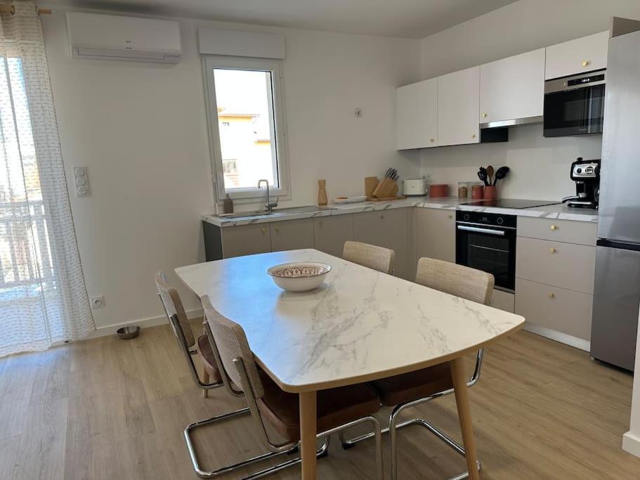 Tres Bel Appartement Neuf - Parking Et Terrasse بيسكاروس المظهر الخارجي الصورة